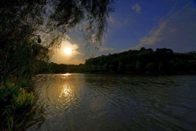 瀘州職業技術學院2019年辦學條件與師資規模概覽